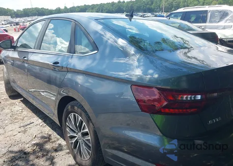 2021 Volkswagen Jetta 1.4T R-Line/1.4T S/1.4T Se z USA, uszkodzony, nr VIN 3VWC57BU3MM017818